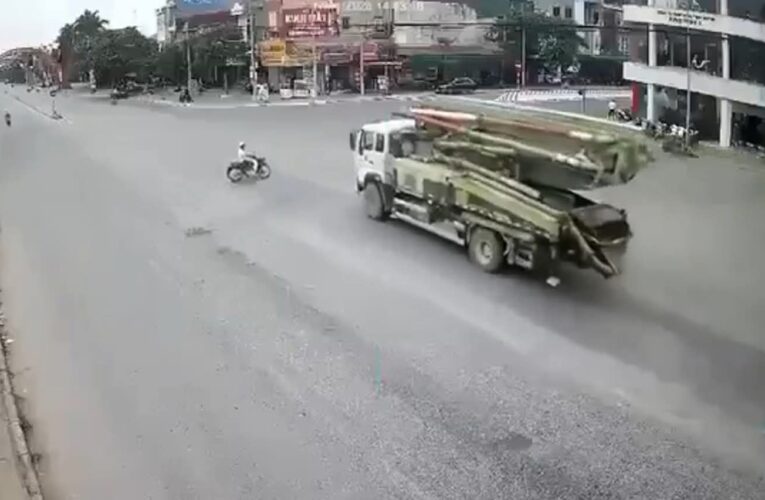 Video TNGT nghiêm trọng ở Cầu Thẫm – Vũ Thư, Thái Bình