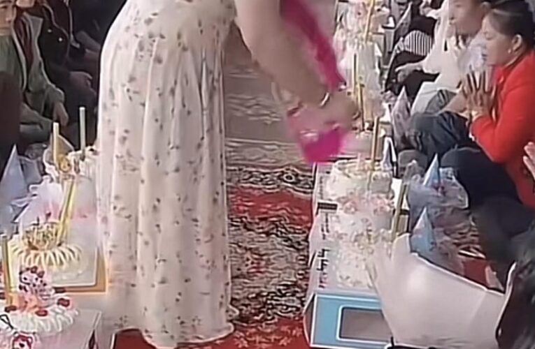 [VIDEO] CÔ ĐỒNG XEM BÓI BẰNG BÁNH GATO